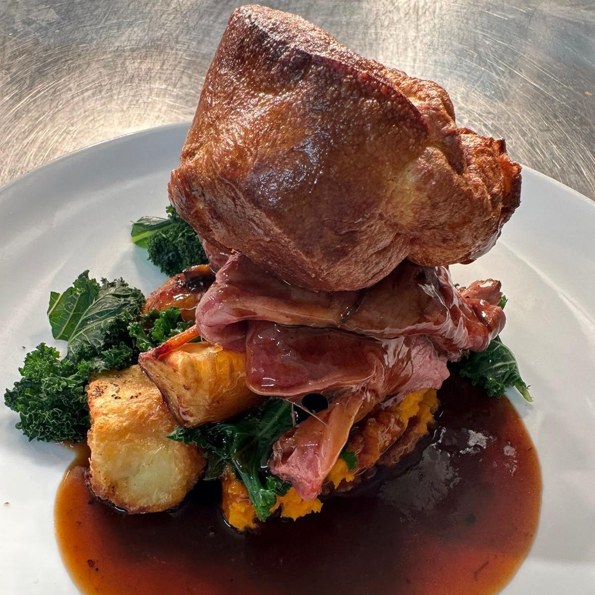 Beef Roast Dinner with Yorkshire pudding, Roast Potatoes and Vegetables